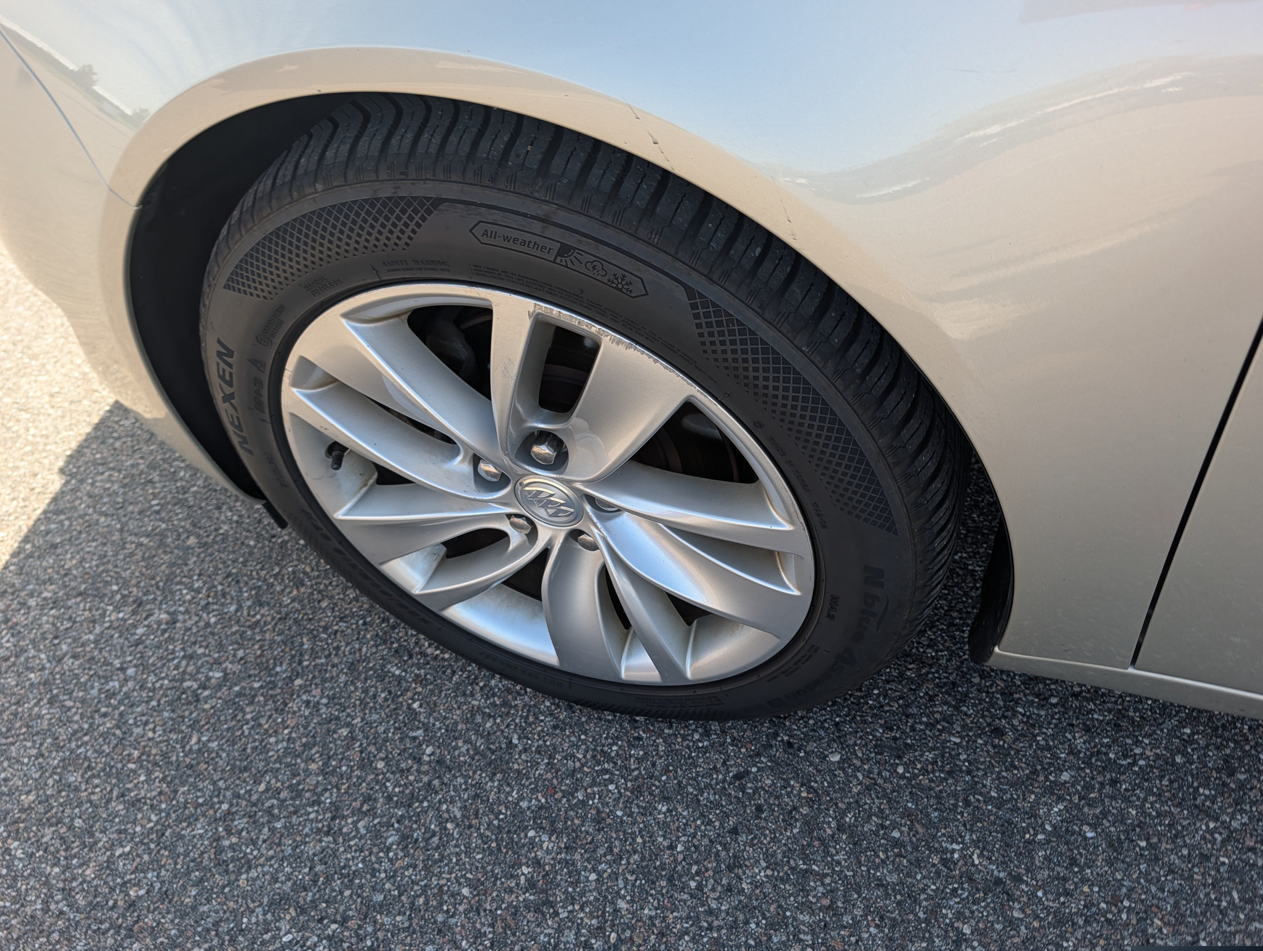 Used 2014 Buick Regal FWD image 6