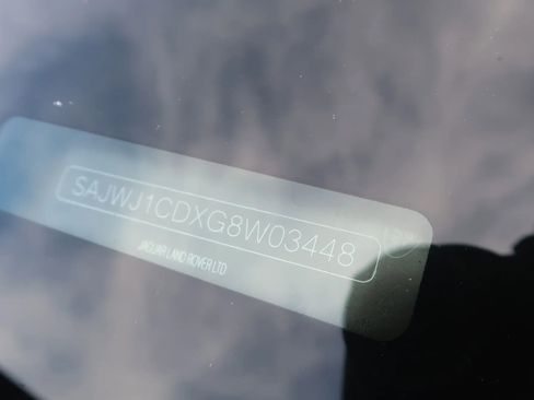 Used 2016 Jaguar XJ R-Sport image 46