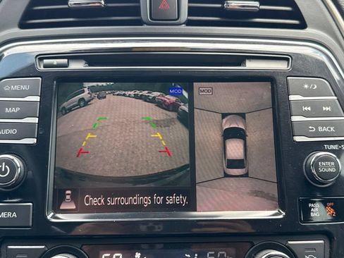 Used 2019 Nissan Maxima SR w/ Premium Package FWD image 12