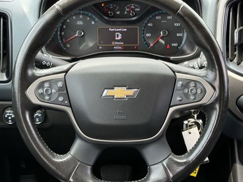 Used 2022 Chevrolet Colorado Z71 w/ Safety Package AWD/4WD image 21