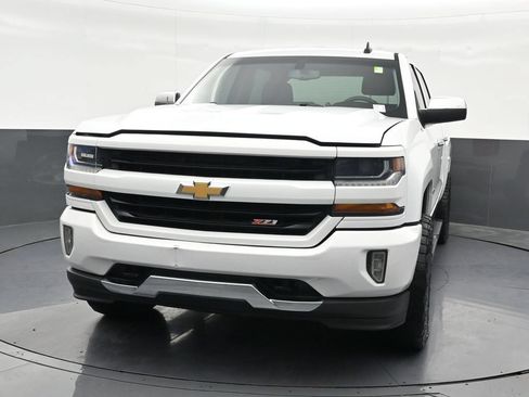 Used 2018 Chevrolet Silverado 1500 LT w/ All Star Edition AWD/4WD image 9