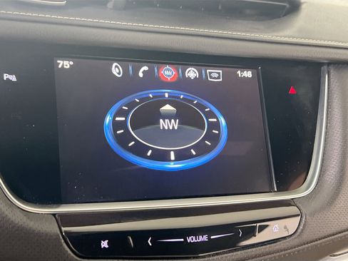 Used 2018 Cadillac XT5 AWD image 13