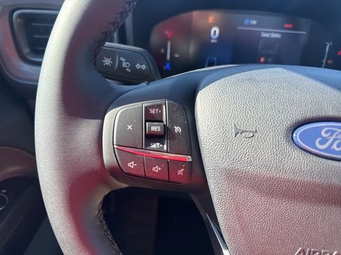 New 2025 Ford Maverick XLT w/ XLT Luxury Package image 27