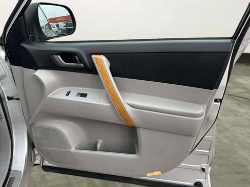 Used 2008 Toyota Highlander 4WD Hybrid image 17