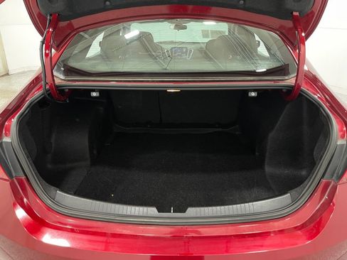 Used 2021 Chevrolet Malibu RS image 24