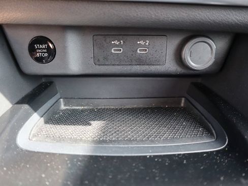 Certified 2025 Nissan Rogue SV AWD/4WD image 24