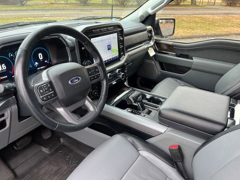 Used 2023 Ford F150 Lariat w/ Equipment Group 502A High image 18