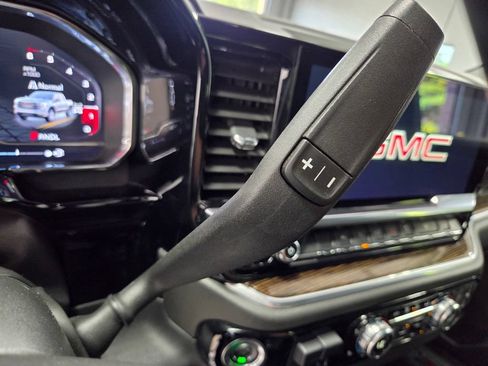Used 2024 GMC Sierra 1500 Elevation AWD/4WD image 36