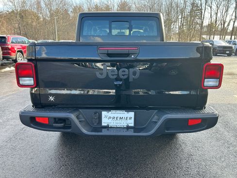 New 2026 Jeep Gladiator Sport image 6