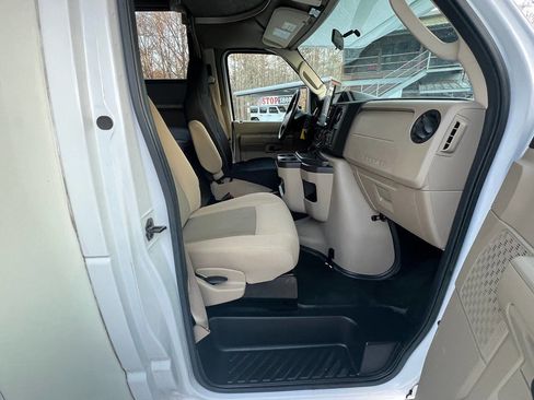 Used 2018 Ford E-350 and Econoline 350 Super Duty w/ Motorhome Prep Package RWD image 18
