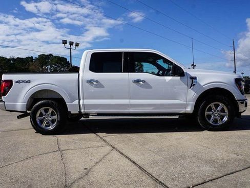 Used 2024 Ford F150 XLT image 3