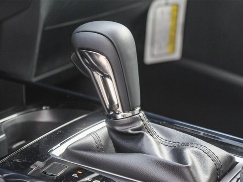 New 2025 MAZDA CX-30 AWD 2.5 S w/ Preferred Package image 24