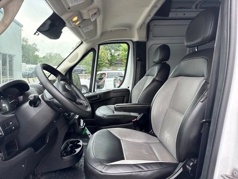 Used 2023 RAM ProMaster 2500 FWD image 15