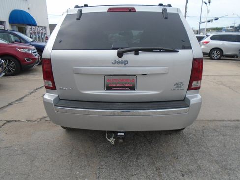 Used 2005 Jeep Grand Cherokee Limited AWD/4WD image 3