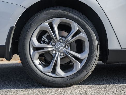 Certified 2024 Honda Accord EX image 15