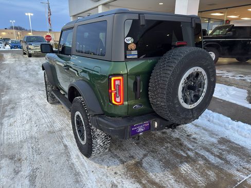 Used 2023 Ford Bronco Badlands image 3