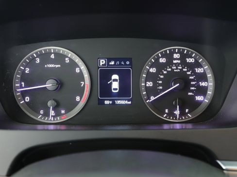 Used 2015 Hyundai Sonata SE w/ Option Group 09 image 16