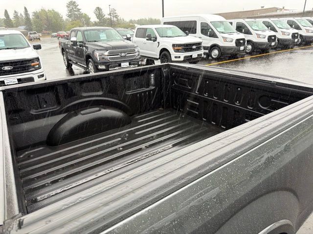 Used 2019 Ford F150 Platinum w/ Equipment Group 701A Luxury AWD/4WD image 15