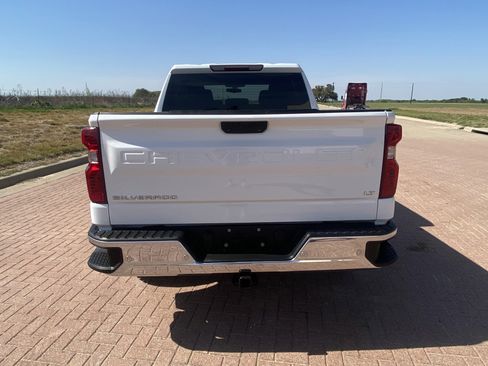Used 2021 Chevrolet Silverado 1500 LT w/ Safety Package AWD/4WD image 6