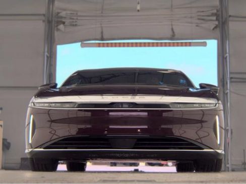 Used 2024 Lucid Air Touring AWD/4WD image 4