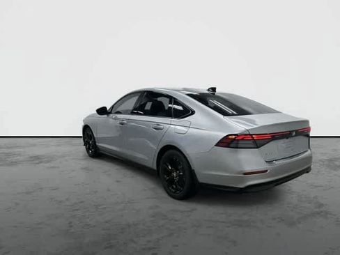Used 2025 Honda Accord SE image 2