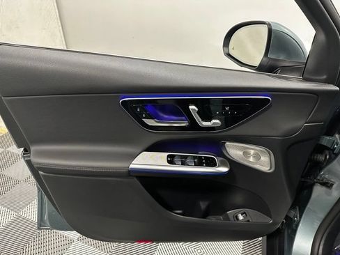 Used 2025 Mercedes-Benz GLC 350e 4MATIC w/ Driver Assistance Package image 15