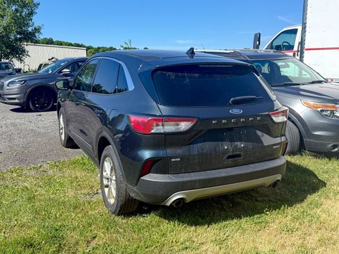 Used 2022 Ford Escape SE w/ Convenience Package AWD/4WD image 4