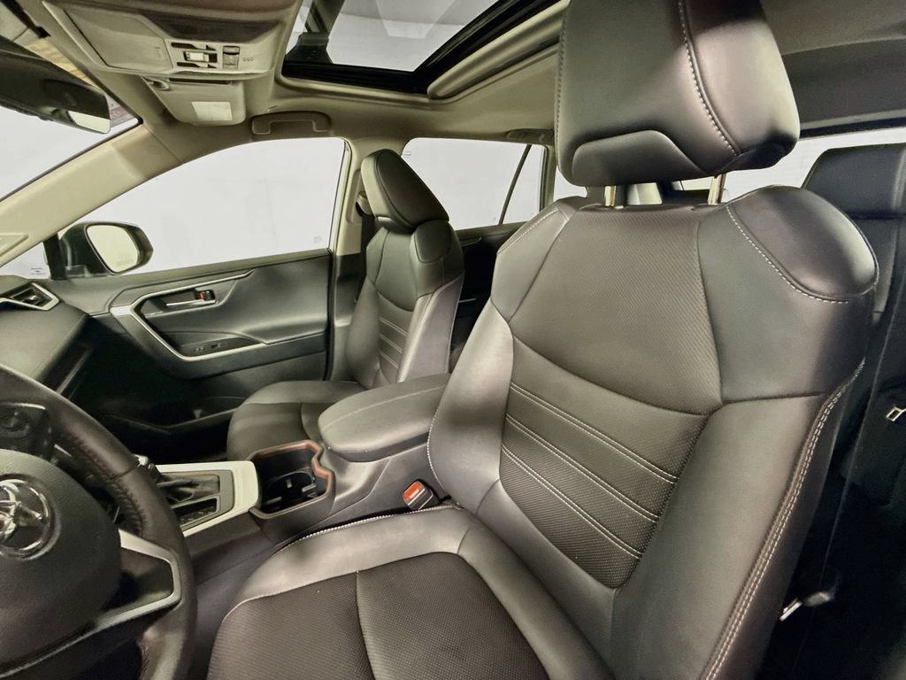 Certified 2025 Toyota RAV4 Limited w/ Advanced Technology Package FWD image 21