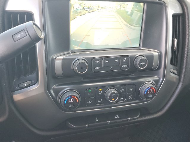Used 2018 Chevrolet Silverado 1500 LT w/ LT Eassist Package RWD image 26
