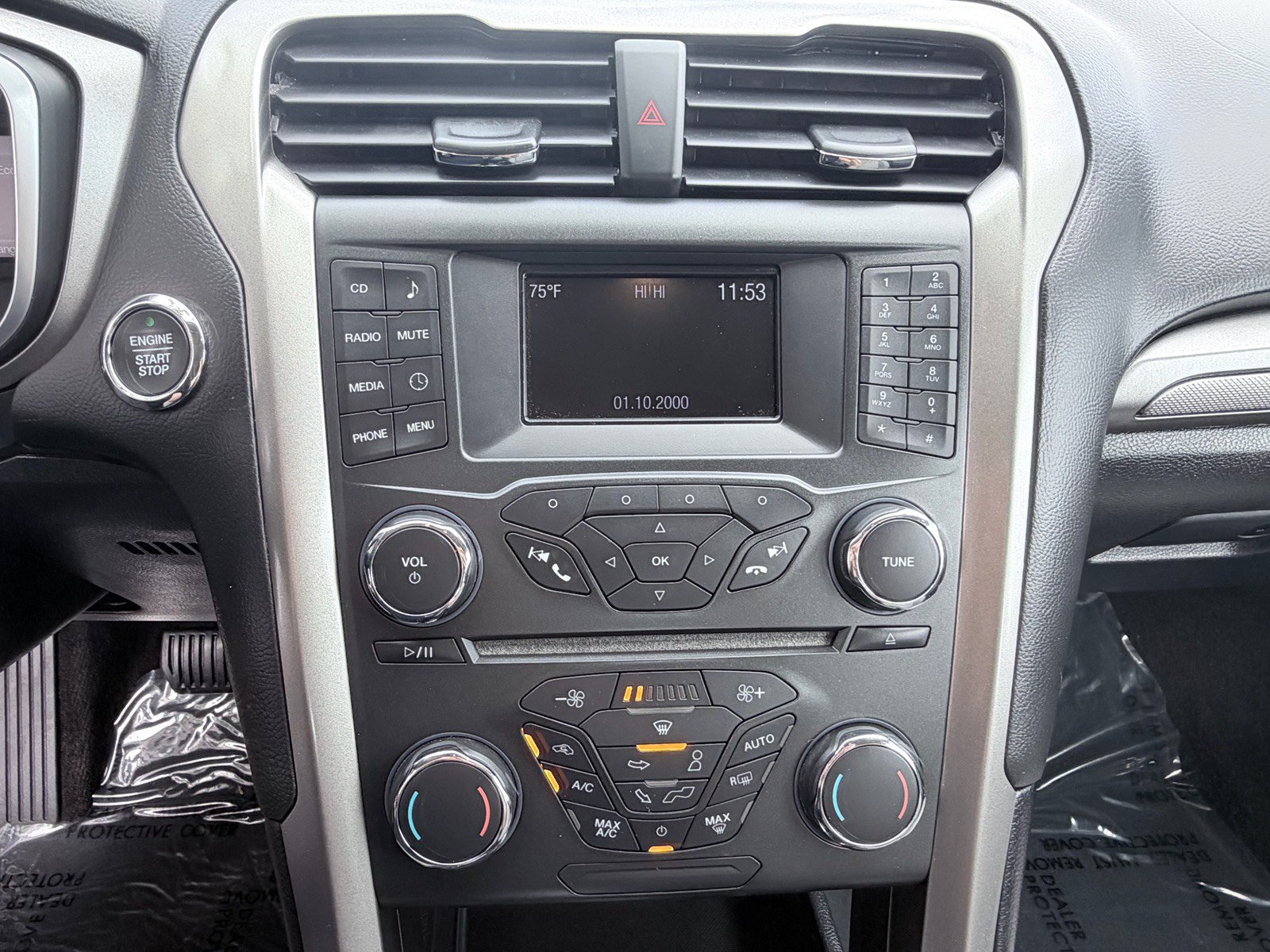 Used 2018 Ford Fusion S FWD image 15