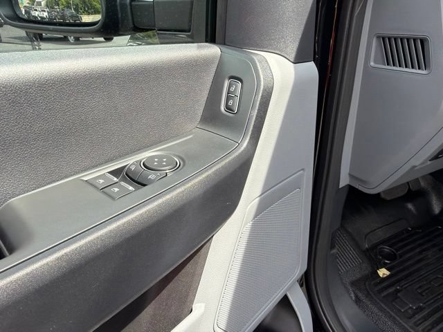 New 2026 Ford F550 4x4 Regular Cab Super Duty image 12