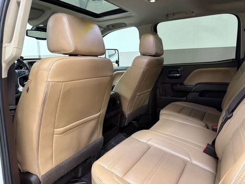 Used 2019 GMC Sierra 3500 Denali w/ Duramax Plus Package AWD/4WD image 25