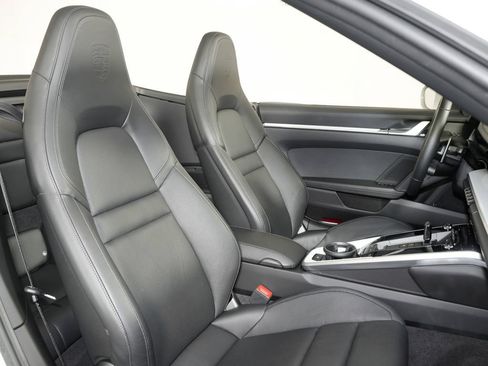 Certified 2020 Porsche 911 Carrera S RWD image 42