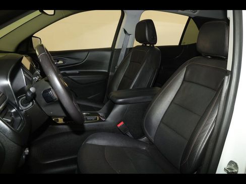 Used 2021 Chevrolet Equinox Premier w/ Redline Edition AWD/4WD image 16