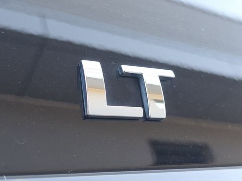 Used 2019 Chevrolet Tahoe LT w/ LT Signature Package image 15