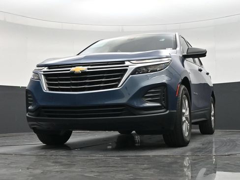 Used 2024 Chevrolet Equinox LS FWD image 26