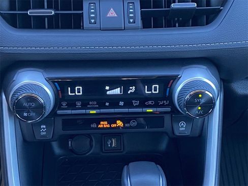 Certified 2025 Toyota RAV4 XLE Premium image 28