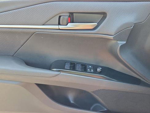 Certified 2025 Toyota Camry SE image 20