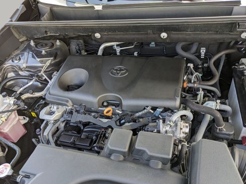 Used 2023 Toyota RAV4 XLE w/ Convenience Package FWD image 10