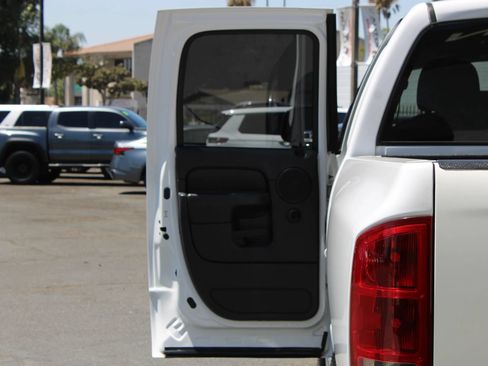 Used 2005 Dodge Ram 1500 Truck SLT w/ Quad Cab Big Horn Value Group RWD image 17