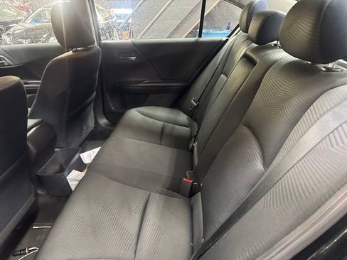 Used 2015 Honda Accord LX image 9