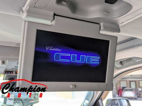 Used 2017 Cadillac Escalade Premium Luxury RWD image 20