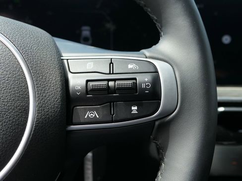 Used 2025 Kia K5 EX FWD image 16