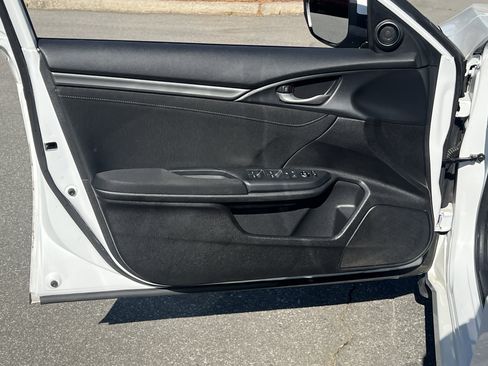 Used 2020 Honda Civic EX image 19