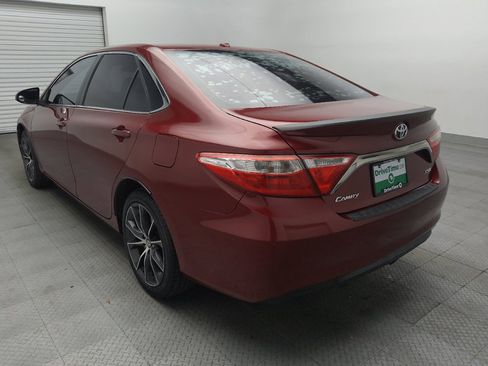 Used 2017 Toyota Camry XSE w/ Moonroof Package FWD image 5