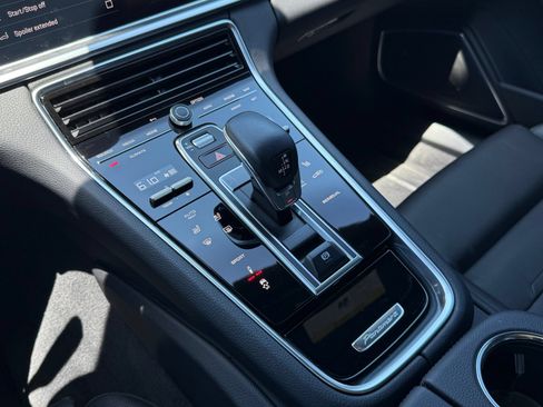 Certified 2023 Porsche Panamera Platinum Edition RWD image 22