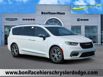 New 2026 Chrysler Pacifica Pinnacle