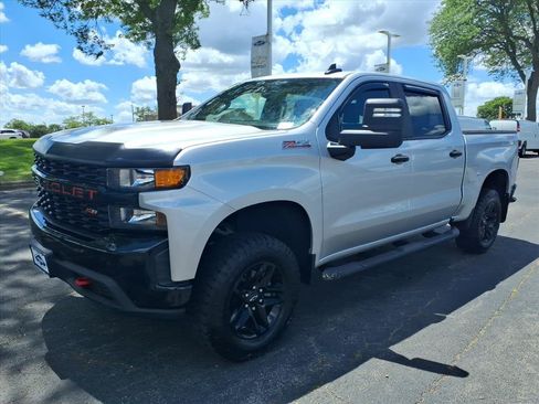 Used 2020 Chevrolet Silverado 1500 Custom Trail Boss w/ Custom Convenience Package AWD/4WD image 3