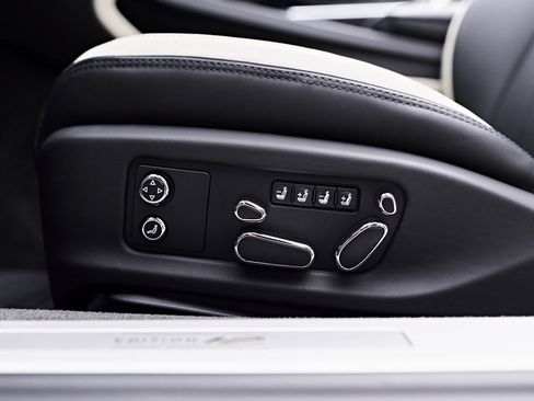 Used 2024 Bentley Continental GT Speed image 45