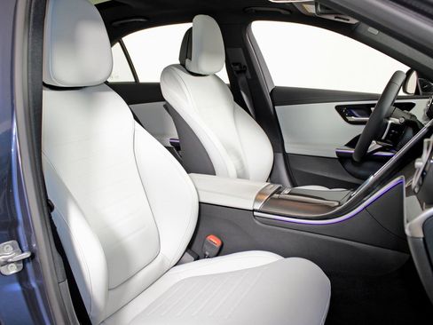 New 2026 Mercedes-Benz C 300 4MATIC Sedan image 30